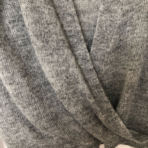 Faux wrap sweater - Picture 2 of 4